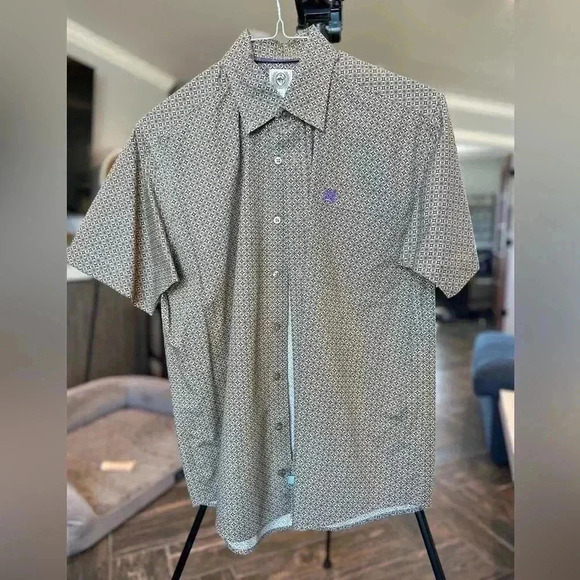 STARCHED Men's Cinch Short Sleeve Button Down - Picture 1 of 3